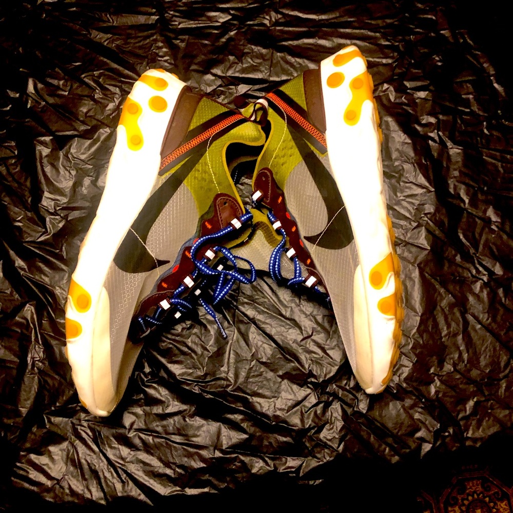 Men’s Nike react size 10